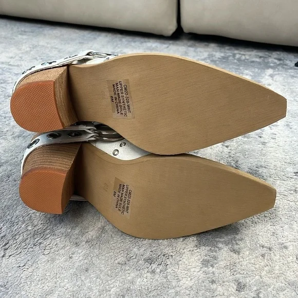 New Dolls Kill Current Mood White Studded Butterfly Cowboy Boots Festival Sz 6 - Picture 9 of 13